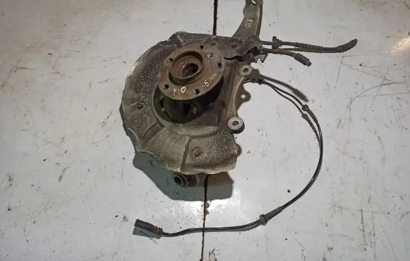 BMW 5 F10 F11 Front wheel hub