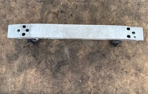 Lexus IS 220D-250-350 Front bumper cross member 5213153060