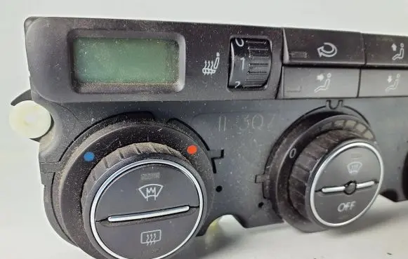 Volkswagen PASSAT B6 Climate control unit 3C0907044