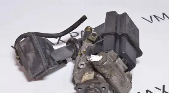 Porsche Boxster 986 Power steering pump 99631402004 99631405002 99631405003