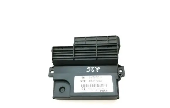 Audi Q7 4L Power management control unit 4F0907280E 4F0910280 008