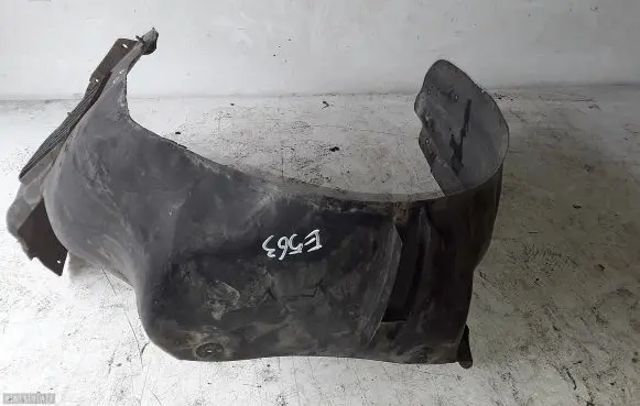 Audi TT Mk1 Front wheel arch liner splash guards 8N0821172B