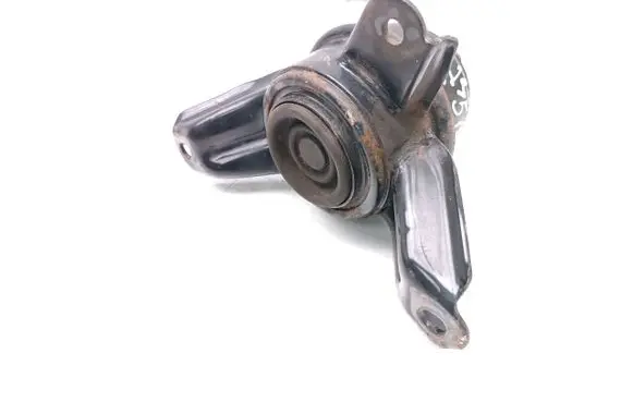 KIA Sportage Engine mount bracket