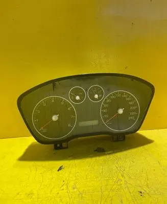Ford C-MAX I Speedometer (instrument cluster) 3M5F10A855A