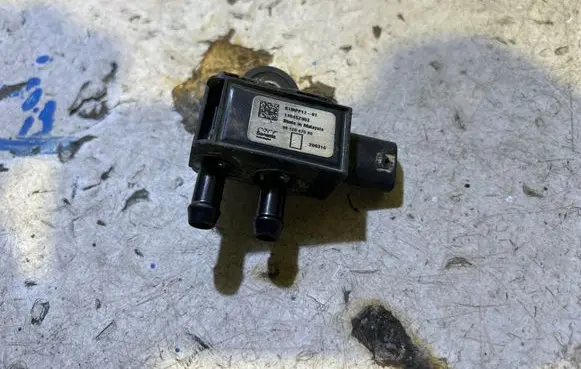 Citroen C5 Aircross Exhaust gas pressure sensor 81MPP1201 9812047080 118457383