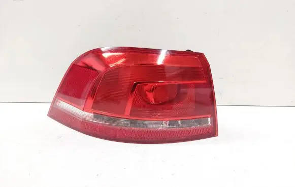 Volkswagen PASSAT B7 Rear/tail lights 3AF945095C E12990 605001