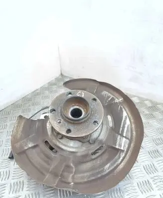 BMW 5 F10 F11 Rear wheel hub 6793770 6784901