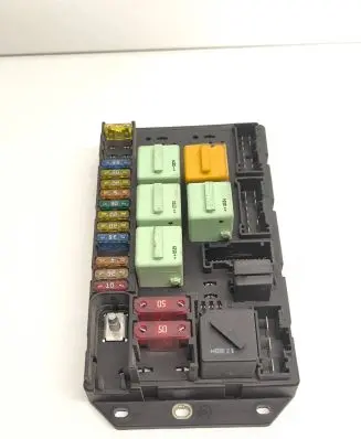 Land Rover Range Rover L322 Fuse module 518776117 224604090503