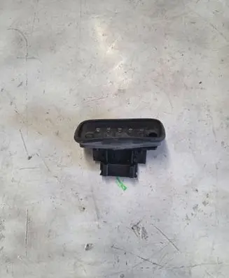 Mercedes-Benz Vito Viano W639 Sliding door contact joint 6398200254