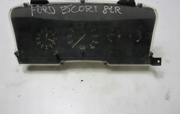 Ford Escort Speedometer (instrument cluster) 88AB10841AA