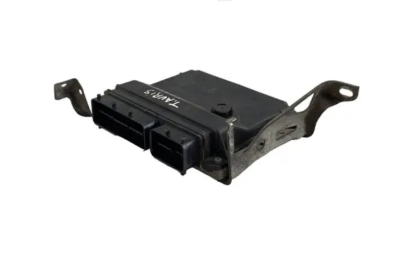 Toyota Auris 150 Engine control unit/module 8966102D71 K5328 MB1758009571