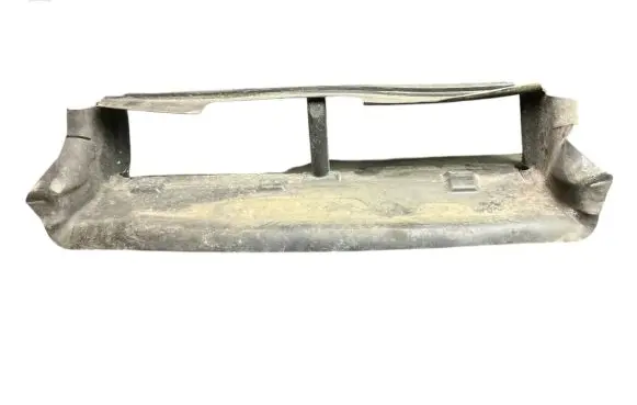 Ford Focus Air intake duct part BM518312AC