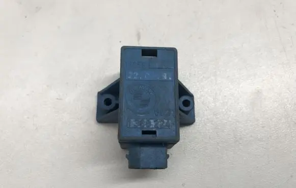 BMW 5 E34 Airbag deployment crash/impact sensor 1388224