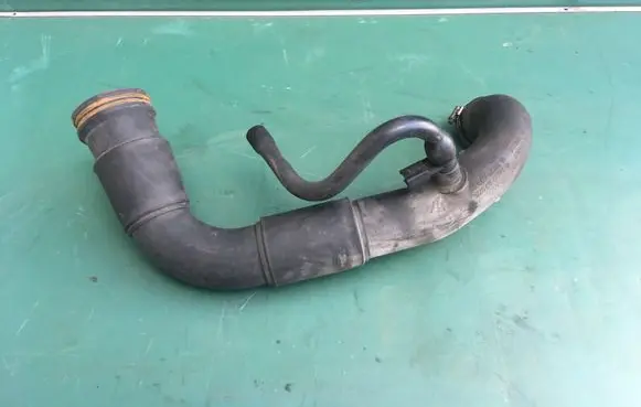 Volkswagen Crafter Air intake hose/pipe 2E0129615B 46320273490224 068906391