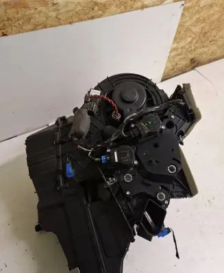 Ford C-MAX II Interior heater climate box assembly AV6N19B555NJ 6652A 19B555NJ1490