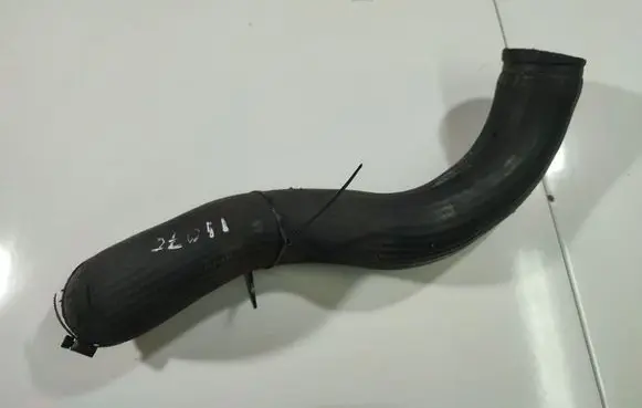 Volvo S60 Air intake hose/pipe 