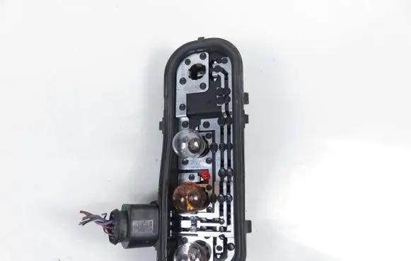 Audi A4 S4 B6 8E 8H Tail light bulb cover holder 8E9945257