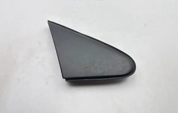 Toyota Auris E180 Fender trim (molding) 6011702110