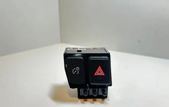 Toyota Prius+ (ZVW40) Hazard light switch 75F218