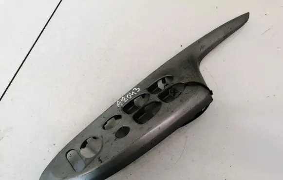 Honda Civic Front door window switch trim 83540SMGE010 83540-SMG-E010