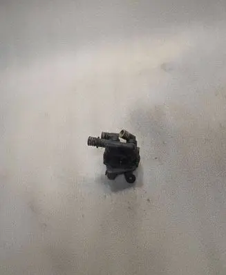 BMW 5 E34 Coolant heater control valve 1147412042