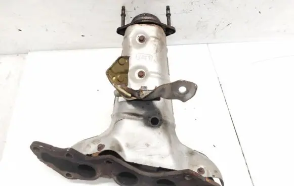 Mazda 6 Exhaust manifold