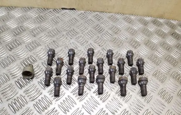 BMW X3 F25 Nuts/bolts 