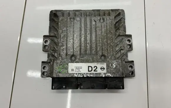 Nissan Qashqai Engine control unit/module 237104EA0C