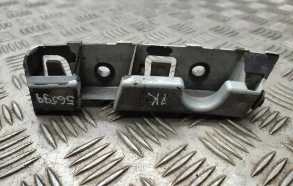Peugeot 508 Fender mounting bracket
