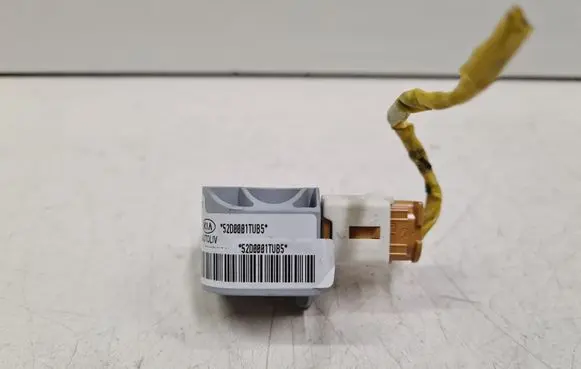 KIA Sorento Airbag deployment crash/impact sensor 959203E600 47060108