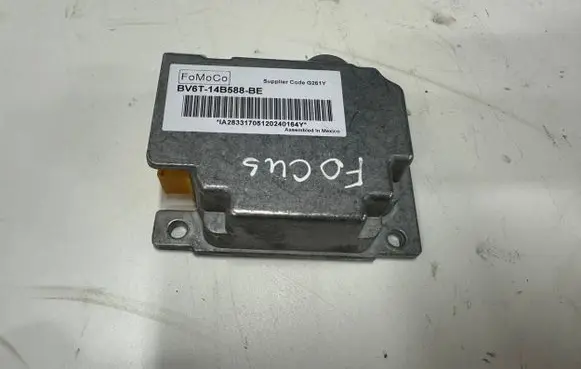 Ford Focus Airbag control unit/module BV6T14B588BE A2B33170512