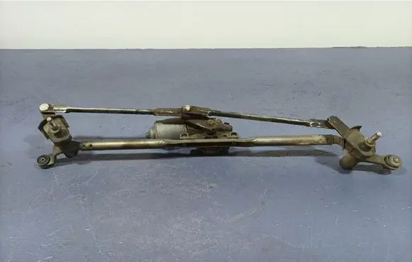 Jeep Grand Cherokee Front wiper linkage and motor