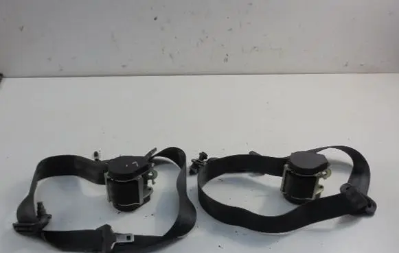 Dacia Sandero Set of seat belts 