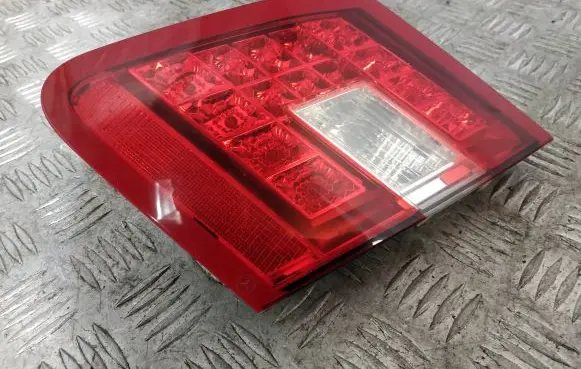Mercedes-Benz E W212 Tailgate rear/tail lights A2129060258