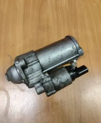 Mercedes-Benz C W205 Starter motor A6269060100 0001174606