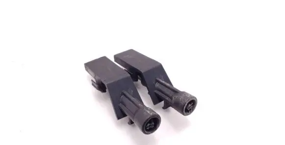 Windshield washer spray nozzle