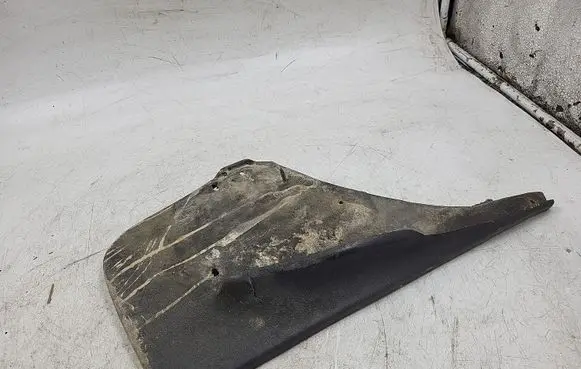 Audi A6 S6 C4 4A Front mudguard 4A0075110