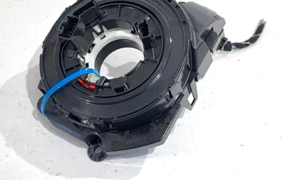 BMW 5 G30 G31 G38 Airbag squib ring wiring 1033678405