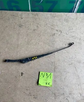 Seat Ibiza III (6L) Front wiper blade arm