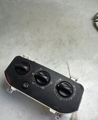 Renault Thalia I Interior fan control switch 564