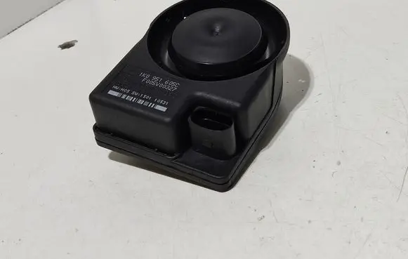 Audi A4 S4 B8 8K Alarm system siren 1K0951605C F005V00327