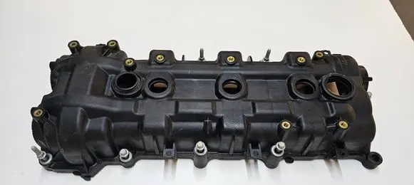 Jeep Grand Cherokee WL Rocker cam cover 04893802AE