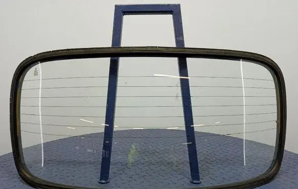 Volkswagen New Beetle Rear windscreen/windshield window 