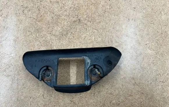 BMW 3 E46 Rear door check strap stopper 51228222401 8222401