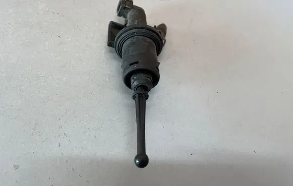 Volkswagen Golf Plus Clutch slave cylinder 1K0721388F