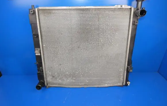 Hyundai Grand Santa Fe NC Coolant radiator