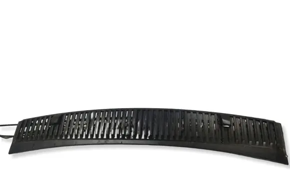 Volkswagen Sharan Wiper trim 7M3853185B