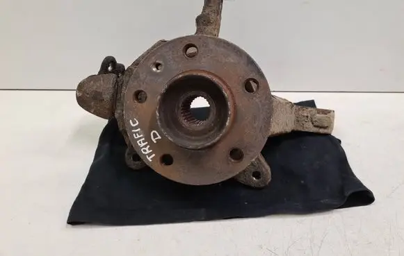 Renault Trafic II (X83) Front wheel hub