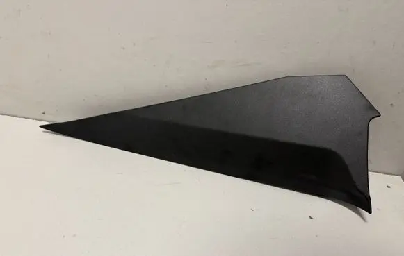 BMW X2 U10 (C) pillar trim 5A1F982 5A1F934