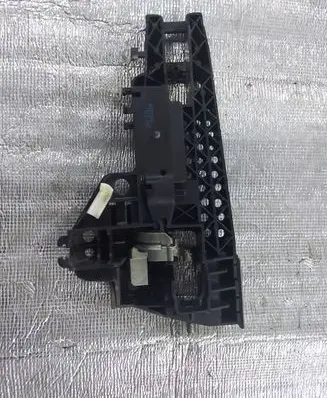 Audi A8 S8 D4 4H Front door exterior handle/bracket 4H2837886